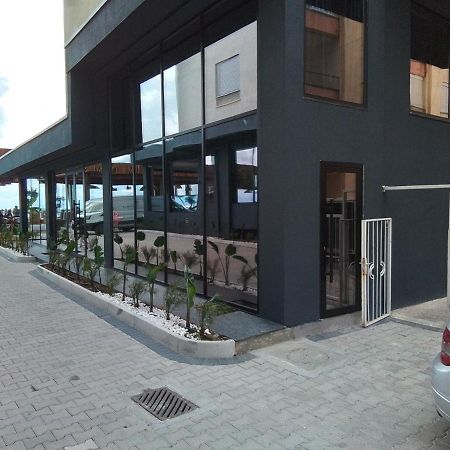 Dea Apartment Durrës Esterno foto