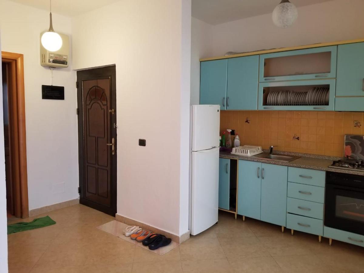 Dea Apartment Durrës Esterno foto
