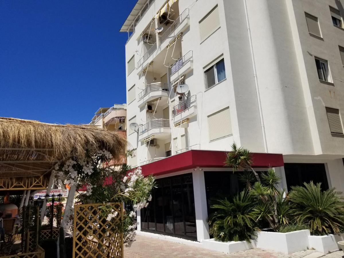 Dea Apartment Durrës Esterno foto