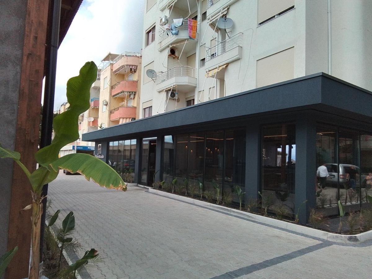 Dea Apartment Durrës Esterno foto