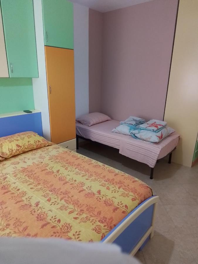 Dea Apartment Durrës Esterno foto
